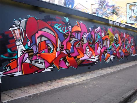 Artistic Graffiti Hd Wallpaper By Aaros