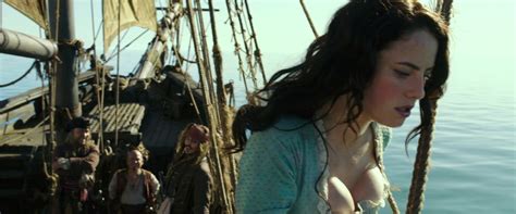 Kaya Scodelario Nuda ~30 Anni In Pirates Of The Caribbean Dead Men