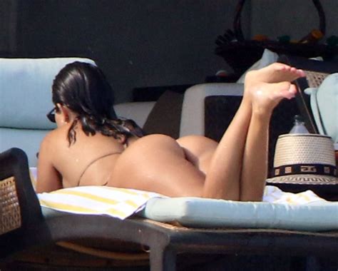 Kourtney Kardashian Sexy Photos Thefappening