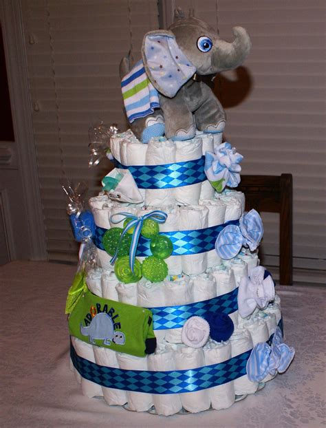 Boy diaper cake | Diy baby gifts, Cute baby shower ideas, Baby shower gifts