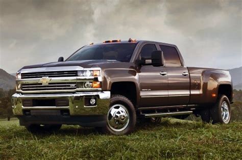 Used 2015 Chevrolet Silverado 3500hd Lt Features And Specs Edmunds