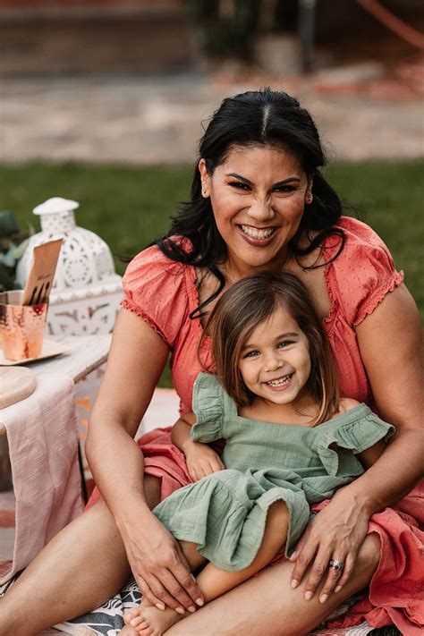 Motherhood Picnics | San Diego Mommy & Me Sessions — Chasing Daylight