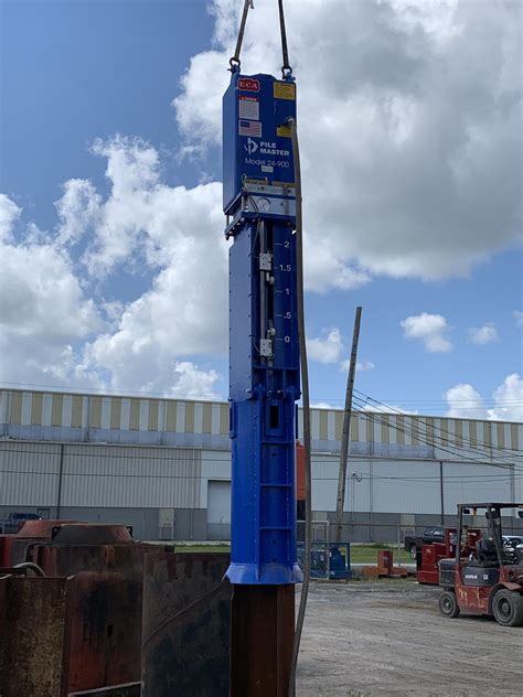 Pile Master Air Hammers Hit The Pile Driving Market Piling Industry Canada
