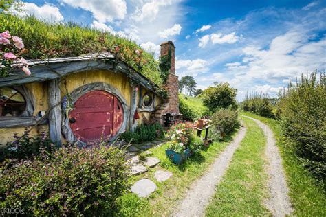 Hobbiton And Rotorua Day Tour With Te Puia From Auckland Klook Australia