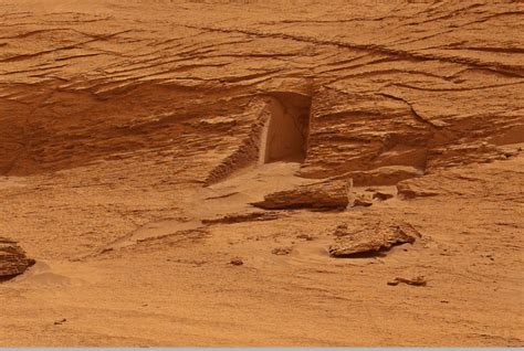 Foto La Foto De La Supuesta Puerta En Marte Que Captó El Rover