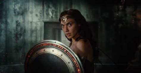 Dc Unleashes Justice League Wonder Woman Footage Film Geek Guy