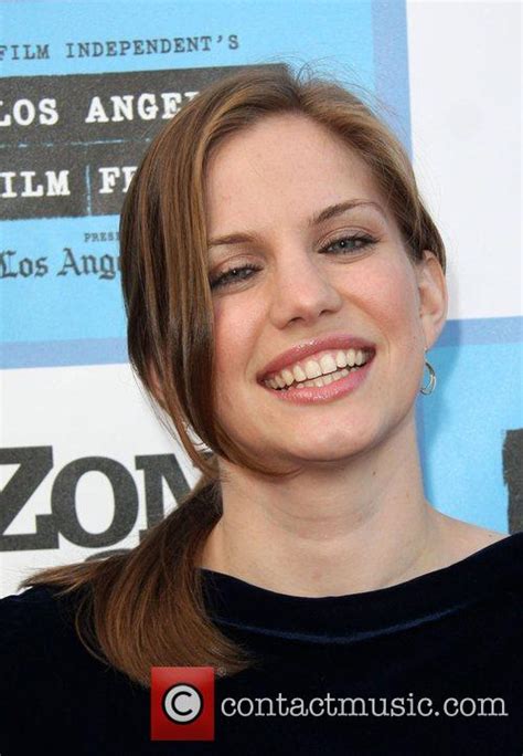Anna Chlumsky Whore From Veep Request Celebrity Cum