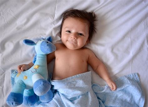 11 Adorable Greek Baby Names For Boys Purewow