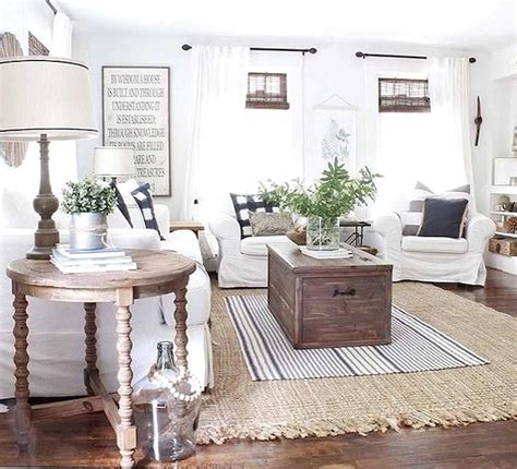 Favorite Rug Living Room Farmhouse Decor Ideas Frugal
