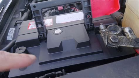 how to replace car battery astra h mk5 youtube
