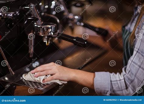 Close Up Of Barista Hands Preparing Hot Coffee Waiter Staff Working