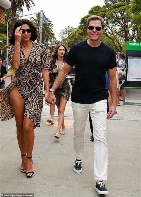pia miller suffers a wardrobe malfunction after lunch date with patrick whitesell daily mail