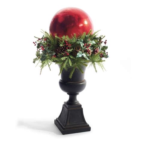 Pin By Cassandra Clark On Holidays Christmas Urns Holiday Urn Traditional Holiday Decor