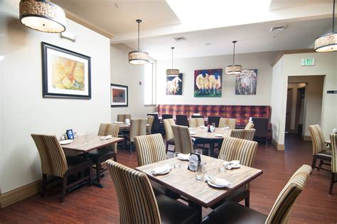 Review of the Bolling Wilson Hotel in Wytheville, Virginia - Road Trips