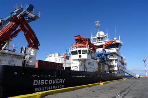 Tristan Da Cunha Blue Belt Programme Rrs Discovery Departs Falklands