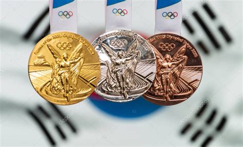 25 De Abril De 2021 Tokio Japón Medallas De Oro Plata Y Bronce De