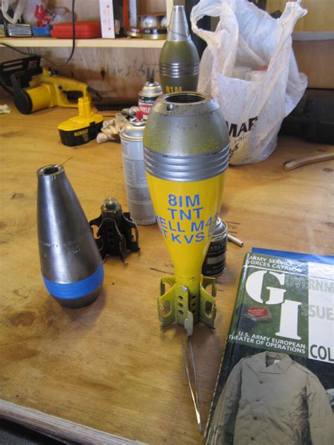 90th Idpg M43 81mm Mortar Round Repainting And Stenciling