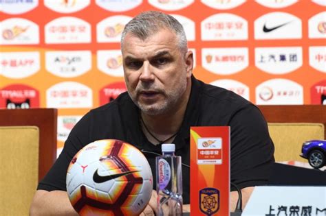 Cosmin Olăroiu știe ce vor face tricolorii în meciul cu Belgia Eu așa