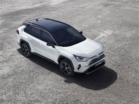 Der Neue Toyota Rav Hybrid Startet Bei Euro