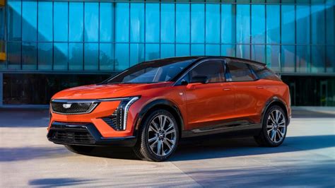 Cadillac Introduces Another All Electric Suv The Vistiq Forbes Wheels