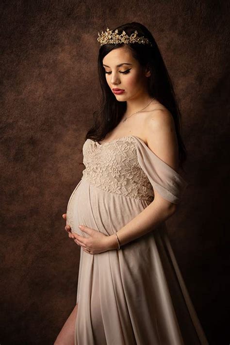 Maternity Photographer In Leeds And Bradford Area