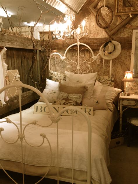 Bed Time Vintage Cozy Lace Bedroom Romantic Retreat Bed