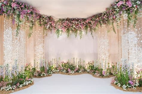 Wedding Backdrop With Flower And Wedding Decoration Photo Premium