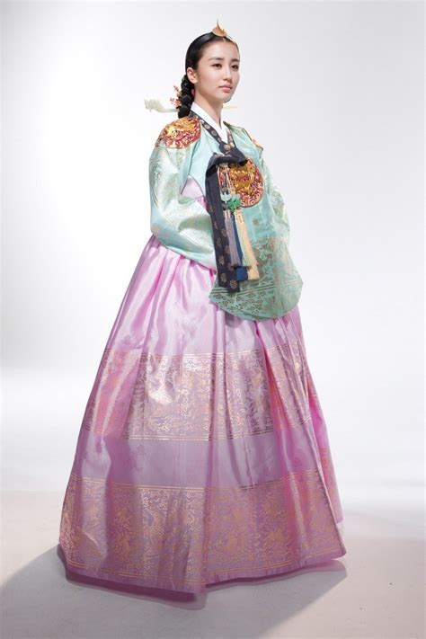 Traditional korean dress korean wedding dress korean dress. Teatree: Korean Traditional Dress: Hanbok
