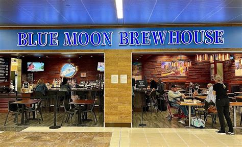 Blue Moon At Atlanta Airport
