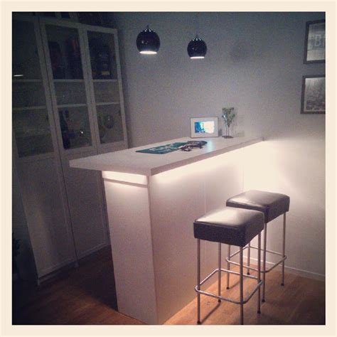 Petra kammari enarsson is a product developer at ikea and often visits the homes of customers to experience their everyday living and how good storage can make life. Kitchen cabinets as a bar - IKEA Hackers
