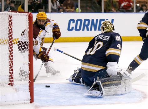 Gophers Vinni Lettieri Signs Deal With New York Rangers