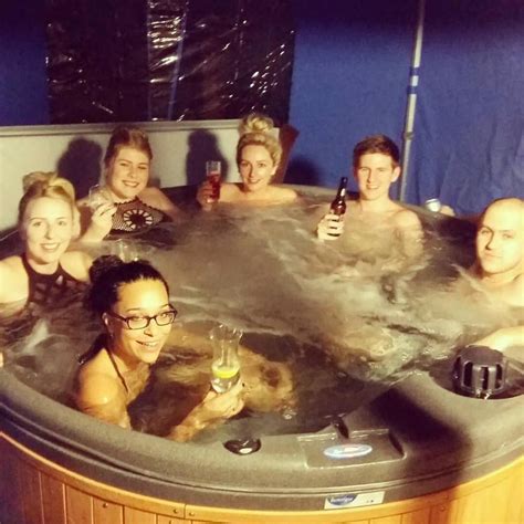 Hot Tub Hire Huddersfield From £145 Uk