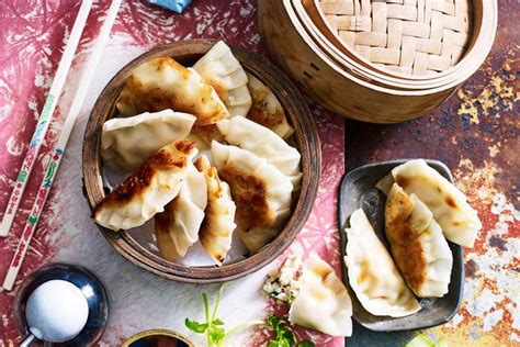 With a total time of only 45 minutes, you'll have a delicious appetizer ready before you know it. Chicken gyozas