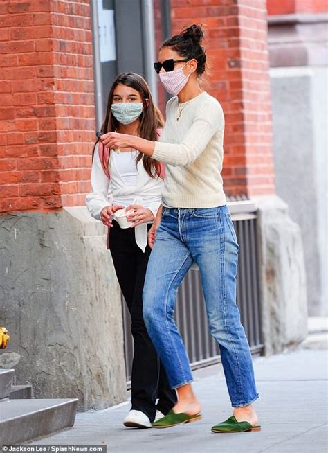 Katie Holmes Enjoys Day With Babe Suri After Hot And Heavy Date Suri Cruise Katie Holmes