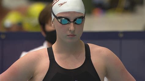 Indy Bacon Wins Womens 200m Backstroke By 06 Seconds Nbc Olympics