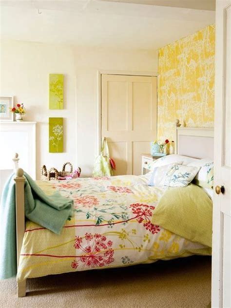 Delightful Yellow Bedroom Decoration And Design Ideas 49 In 2020
