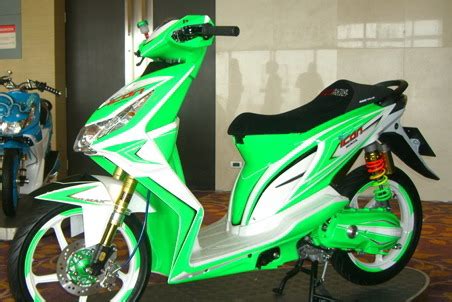 Cah gagah | video modifikasi motor honda beat airbrush warna hijau keren terbaru lihat video lainnya disini. gambar modifikasi motor: Foto - Foto Modifikasi Motor Honda Beat