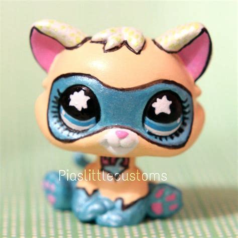 Comic Con Superhero Cat Inspired Kitten By Pia Chu On Deviantart Lps