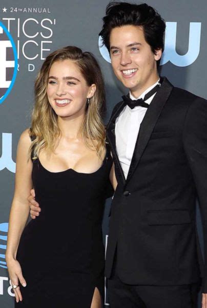 Cole Sprouse Habría Engañado A Lili Reinhart Con Haley Lu Richardson Mui Celebridades