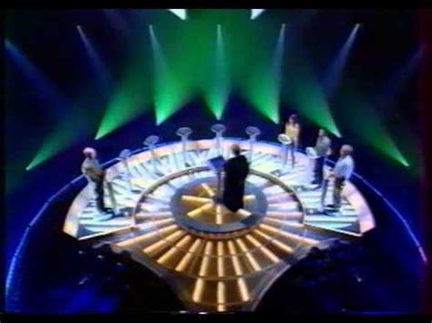 Le maillon faible è un programma televisivo francese trasmesso dalla rete tf1 dal 2001 al 2007. Maillon faible - JCC 2001 - YouTube