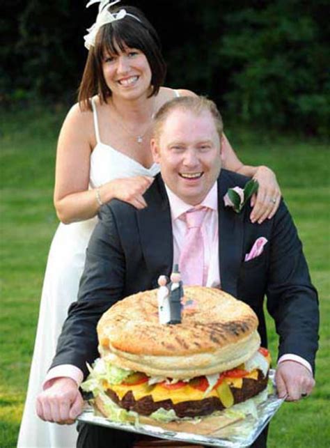 Strange Wedding Cakes 12 Pics