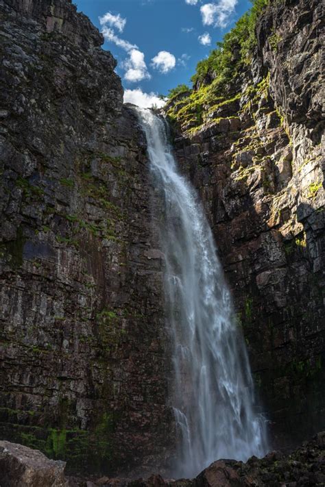 Vattenfall in svenska akademiens ordlista (saol). Fem fantastiska vattenfall innanför Sveriges gränser | RES.se