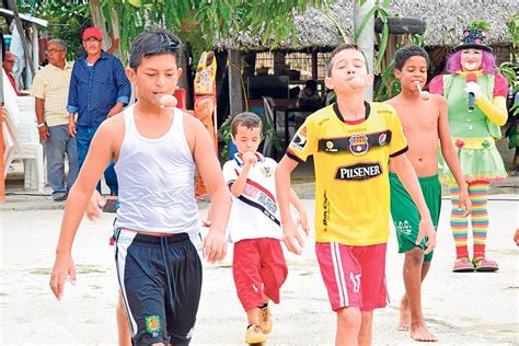 Juegos de robots de armas. Vivieron la tradición de juegos montuvios | El Diario Ecuador