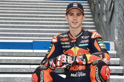 The moto3 rider jason dupasquier has died as a result of injuries sustained in an accident during qualifying on saturday, motogp has announced. Moto2: Kent back at Mugello to replace injured Lecuona | MCN