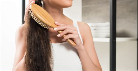 4 Brushes And Combs You Should Always Keep With Your Hair Products