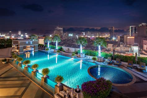 Best Price On The Berkeley Hotel Pratunam In Bangkok Reviews
