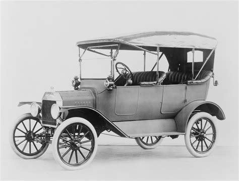 What else happened in 1908, the last time the Cubs won the World Series