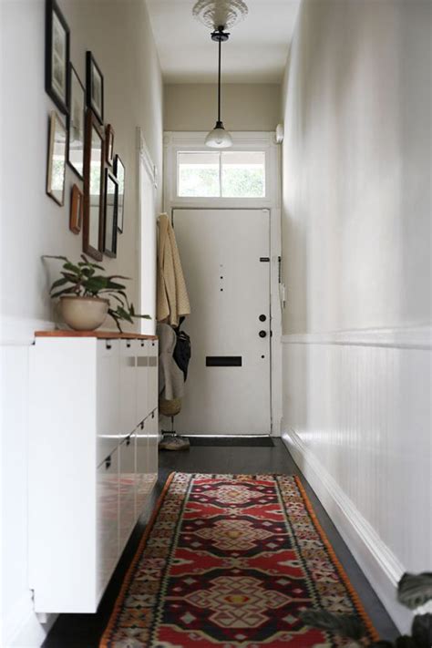 How To Decorate Your Narrow Entryway And Make It Functional