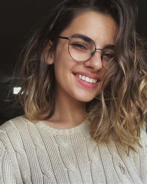 Pin By Celina On Atumblr Short Hair Glasses Hairstyles With Glasses