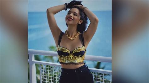 Ngela Aguilar Roba Corazones En Todo Instagram Con Coqueto Outfit